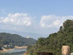 -孔雀湖生态旅游区