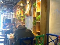 -小小河边鱼(天润城店)