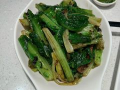 -香港新发烧腊茶餐厅(水围店)