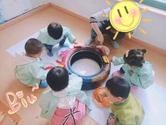 -蒙蒙狮蒙台梭利儿童之家