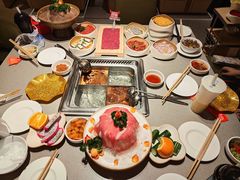 -海底捞火锅(宝龙广场夜宵主题店)