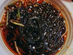 酸辣蕨根粉-鸣记脆皮烤鱼·海鲜烤鱼(三八广场店)