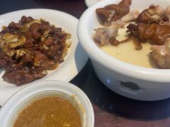 -老憨猪蹄(山大南路店)