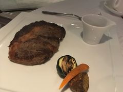 -广州塔卢特斯法国旋转餐厅