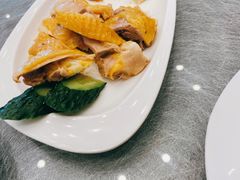 白斩鸡-侬佳蒸菜馆(听潮店)