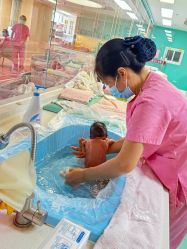 -兰心墩楠月子会所(万达店)