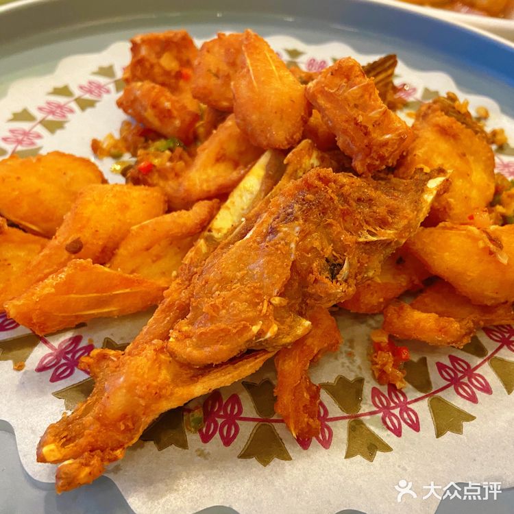 「蚬肉生菜包」一生推，这个好喜欢，舀两勺放生菜叶上