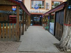 -胖姐渔村(中源大道店)
