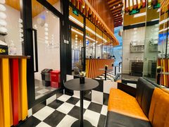 大堂-LUNEURS月乐诗·法式冰淇淋(北外滩来福士广场店)