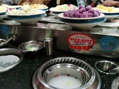 自助调料区-钱小主·自助回旋烤肉火锅餐厅(东方新天地店)