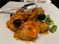 黑蒜大千虾球-北京四季酒店·采逸轩