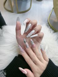 -婉儿美甲美睫纹绣