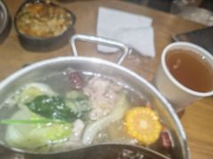 -呷哺呷哺 黄金牧场 (新中关购物中心店)