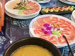 -桥香园过桥米线(国贸店)