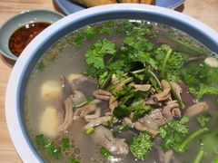 -老新隆牛肉锅贴(新街口店)