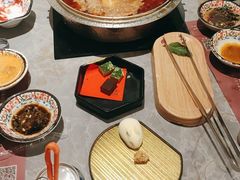 -一绪に寿喜烧(虹悦城店)