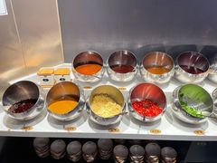 自助调料区-牛人日志·鲜牛肉骨汤火锅(万科里瑧店)