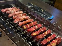 -麦凯伦烧烤·精酿超级工厂店(金桥总店)
