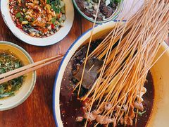 -拈签一笑黄牛肉辣卤串串