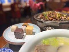 白菜豆腐鸭架汤-真地道京味府·鲜橙烤鸭·北京菜(朝外大街东大桥店)