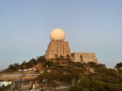 -黄山光明顶山庄