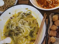 -蓉李记成都名小吃(太原龙湖万达店)