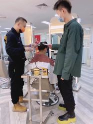 -米娜护肤造型