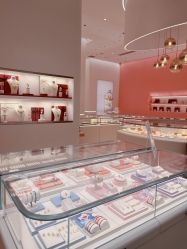 -潮宏基(万象城店)