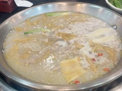-老来福·非遗酸汤兔(凯旋路店)