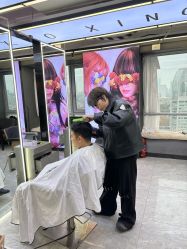 -藤野造型烫发染发