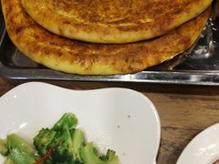 -清真·东拉黑炭火烤羊腿(世通·国际店)