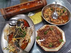 -盛得农家美食·无花果浸鸡·古法烧鸡·竹筒饭(白水寨森林海店)