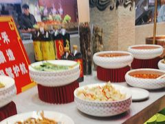 -新艺自助美食城(中山路店)