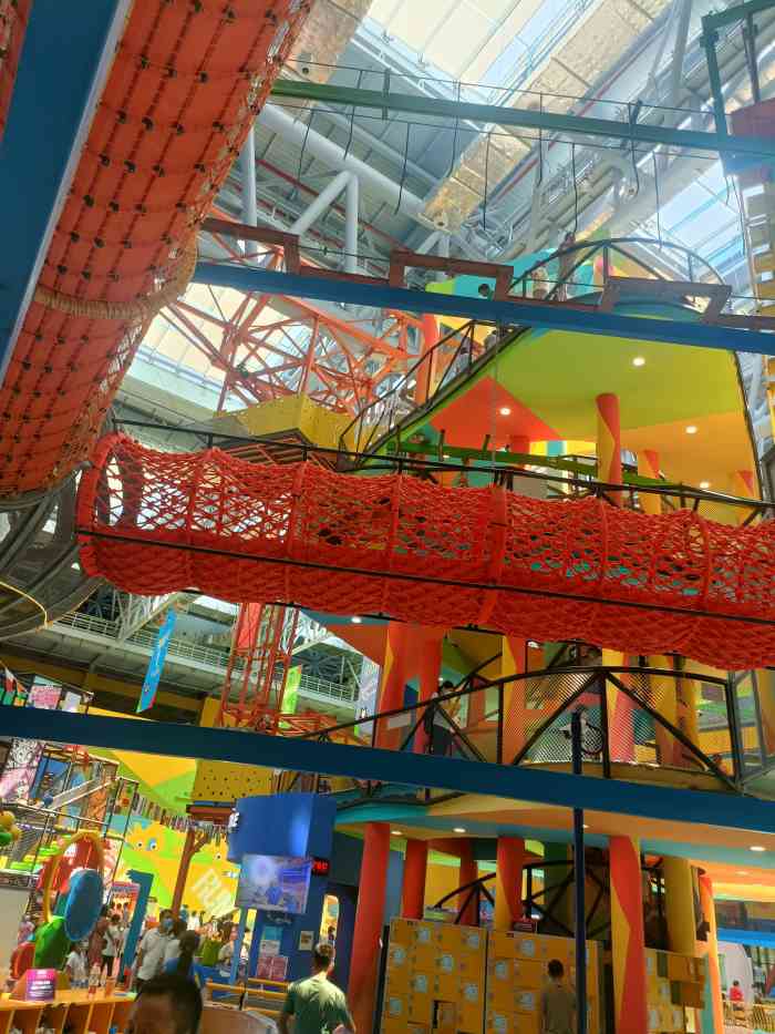 广州融创体育世界-"进去就觉得设备很酷很新,可以玩好久,哈哈.