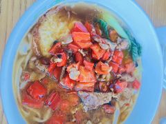 -呷佬·长沙手工米粉(金沙江路店)