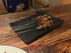 -六福烧烤酒馆(秦隆步行街店)