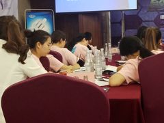 -天港漫非酒店(宁波火车站联丰地铁站店)