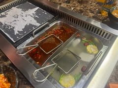 -牛里牛气· 榴莲海鲜鲜牛肉自助火锅·烤肉(横岗店)