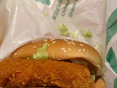 青花椒风味麦辣鸡腿汉堡-麦当劳(坂田分店)