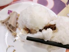 蜜汁叉烧包-点都德(大茶楼店)