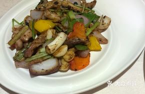 Fermented Black Bean and Sand Ginger Steamed Pig's Stomach