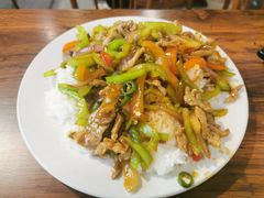 青椒肉盖饭-朝汉美食村(滏东总店)