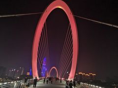 -南京眼步行桥