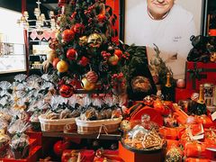 -Salon de The de Joel Robuchon(外滩18号店)