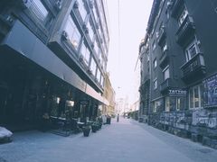 -Poslastičarnica sa stavom