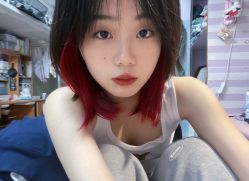 -丝语萱形象