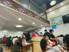 大堂-黄师奶甜品店