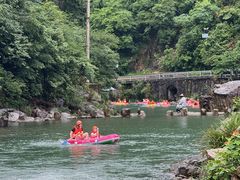 -安吉龙王山峡谷漂流