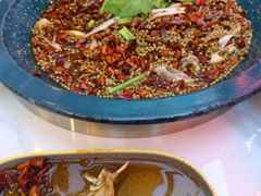 -渔香岛美蛙鱼头火锅(黔灵山公园店)