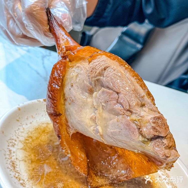 东莞｜好正！真的是无敌脆皮的烧鹅腿🍗